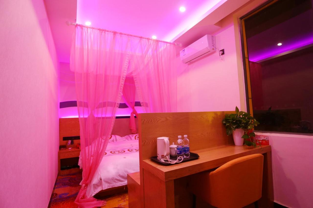 Kunming Mengda Holiday Hotel 外观 照片